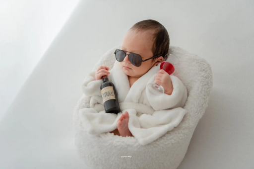 石家庄宝宝几个月抬头稳 石家庄宝宝几个月抬头稳